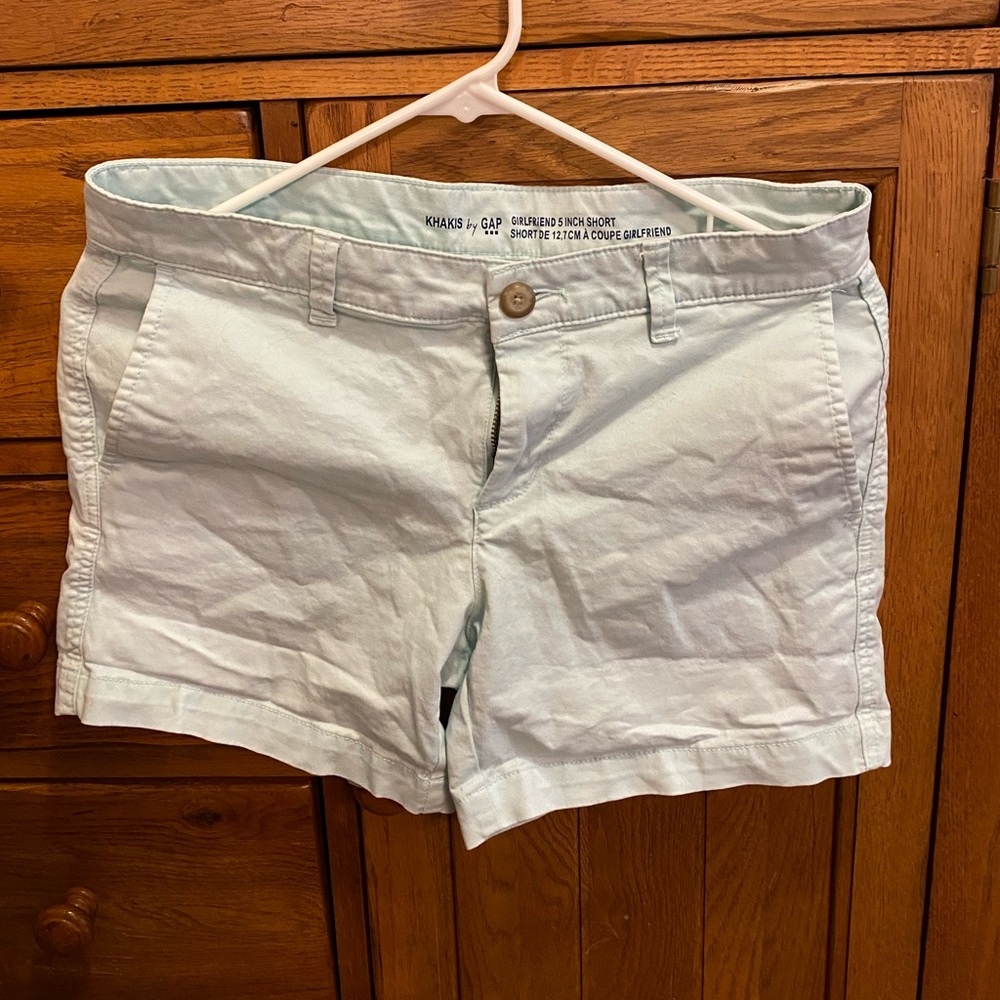 Khakis by gap teal shorts size 4 with 5 inch inseam